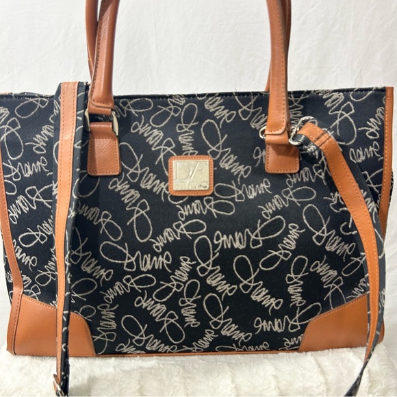 Diane Von Furstenberg XL DVF Studio vintage all over print bag - Picture 3 of 9